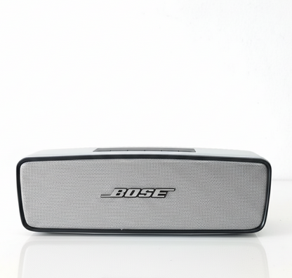 Parlante Bose S2025 con Sonido Potente y Bluetooth